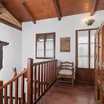 Casa Camino Del Dobra, Centro De Cantabria * Viérnoles