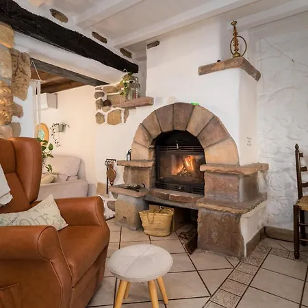 Casa Camino Del Dobra, Centro De Cantabria شقة Viérnoles